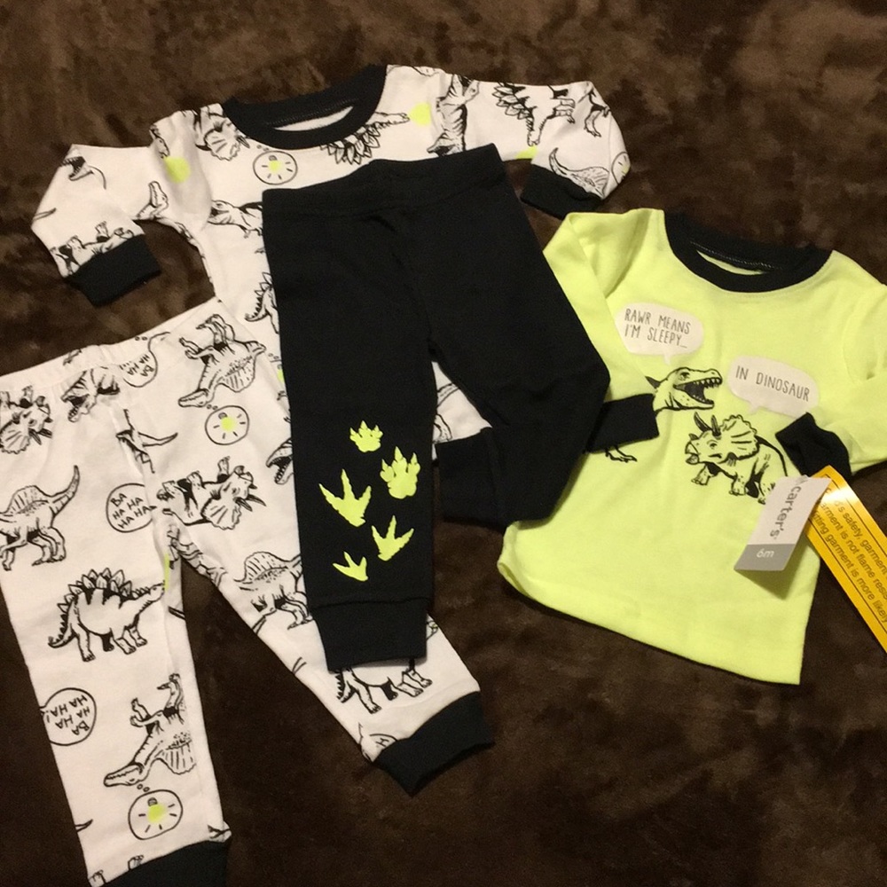 Carter’s Dinosaur 4 Pc Set 6 Mos NWT - Picture 1 of 7